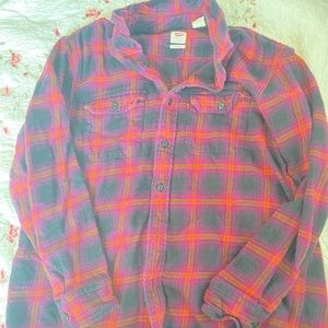 Levi’s pink flannel